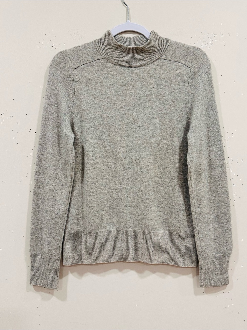 Prive Cashmere Women's Gray Mockneck Luxury Knit Sweater Pullover Size Medium